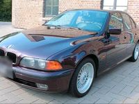 Gebraucht BMW 528 193 PS (141 kW) 1997 Rot Limousine