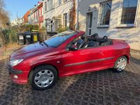 Gebraucht Peugeot 206 CC 140 PS (102 kW) 2003 Rot Cabrio
