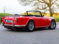 Gebraucht Triumph TR 250 103 PS (75 kW) 1968 Rot Cabrio