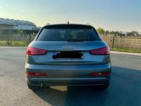 Gebraucht Audi Q3 Sport 177 PS (130 kW) 2012 Grau SUV