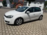 Gebraucht VW Golf VI Team 105 PS (77 kW) 2010 Weiß Limousine