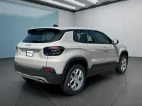 Neu Jeep Avenger 101 PS (74 kW) 2025 Grau SUV