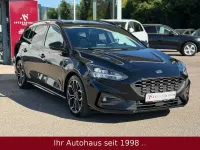 Gebraucht Ford Focus ST-Line 125 PS (91 kW) 2019 Shadow black Kombi