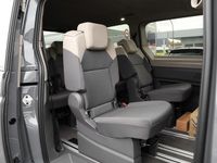 Neu VW Multivan Family 150 PS (110 kW) 2025 Pure grey Van / Kleinbus