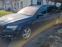 Gebraucht Skoda Superb 150 PS (110 kW) 2016 Blau Kombi