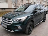 Gebraucht Ford Kuga Titanium 150 PS (110 kW) 2017 Grün SUV