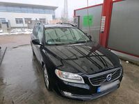 Gebraucht Volvo V70 Momentum 181 PS (133 kW) 2015 Schwarz Kombi