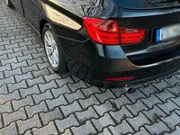 Gebraucht BMW 320 184 PS (135 kW) 2014 Schwarz Kombi