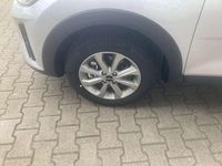 Gebraucht Kia Stonic Edition 7 84 PS (61 kW) 2024 (4ss) seidensilber met. SUV