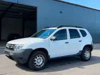 Gebraucht Dacia Duster Lauréate 114 PS (83 kW) 2016 Weiß SUV