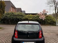 Second-hand VW up! 60 CP (44 kW) 2012 Negru Hatchback
