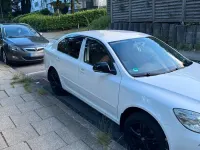 Gebraucht Skoda Octavia 105 PS (77 kW) 2012 Weiß Limousine
