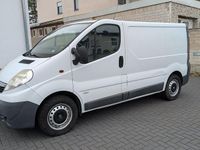 Gebraucht Opel Vivaro 114 PS (83 kW) 2007 Weiß Van / Kleinbus