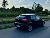 Gebraucht Kia Rio 86 PS (63 kW) 2012 Schwarz Limousine