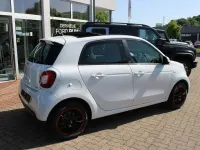 Gebraucht Smart ForFour 90 PS (66 kW) 2016 Weiß Kleinwagen