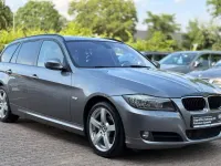 Gebraucht BMW 320 Comfort Edition 184 PS (135 kW) 2011 Grau Kombi