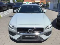 Gebraucht Volvo V60 Core 197 PS (144 kW) 2025 Grau Kombi