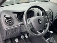 Używany Renault Captur Collection 131 KM (96 kW) 2020 Szary SUV