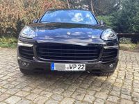 Second-hand Porsche Cayenne 262 CP (192 kW) 2016 Negru SUV