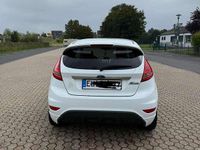 Gebraucht Ford Fiesta Ghia 82 PS (60 kW) 2009 Limousine