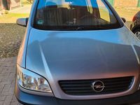 Gebraucht Opel Zafira 125 PS (91 kW) 2001 Silber Van / Kleinbus