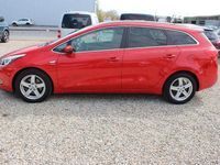 Gebraucht Kia Ceed 135 PS (99 kW) 2014 Rot Kleinwagen