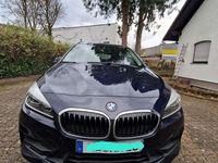 Gebraucht BMW 218 Advantage 140 PS (102 kW) 2018 Blau Van / Kleinbus