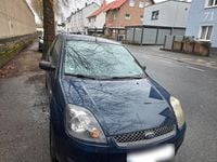Gebraucht Ford Fiesta 70 PS (51 kW) 2009 Blau Kleinwagen