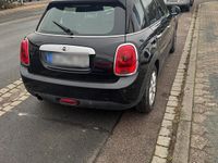 Gebraucht Mini Cooper D 115 PS (84 kW) 2014 Schwarz Kleinwagen