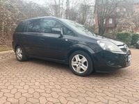 Gebraucht Opel Zafira 125 PS (91 kW) 2011 Schwarz Van / Kleinbus