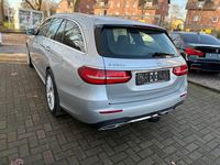 Gebraucht Mercedes E220 AMG 194 PS (142 kW) 2017 Silber Kombi