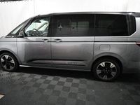 Neu VW Multivan Life 150 PS (110 kW) 2026 Silber Van