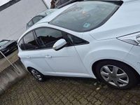 Gebraucht Ford C-MAX 125 PS (91 kW) 2018 Weiß Van / Kleinbus