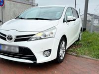 Gebraucht Toyota Verso 163 PS (119 kW) 2013 Weiß Van / Kleinbus