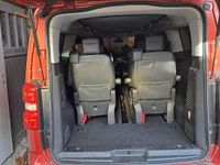 Gebraucht Peugeot Traveller Allure 177 PS (130 kW) 2018 Rot Van / Kleinbus