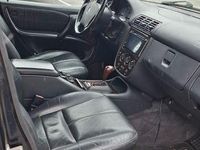 Gebraucht Mercedes ML430 272 PS (200 kW) 2000 Schwarz SUV