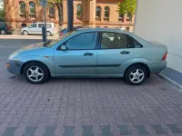 Second-hand Ford Focus 2000 Verde Berlinǎ