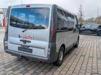 Gebraucht Opel Vivaro 101 PS (74 kW) 2002 Silber Van / Kleinbus