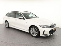 Gebraucht BMW 320 M Sport 184 PS (135 kW) 2025 Alpinweiß Kombi