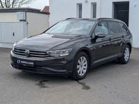 Gebraucht VW Passat 122 PS (89 kW) 2022 Grau Kombi