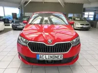 Gebraucht Skoda Fabia Ambition 60 PS (44 kW) 2021 Rot Kleinwagen