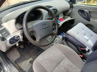 Gebraucht Lada 111 90 PS (66 kW) 2009 Grau Limousine