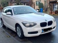 Gebraucht BMW 114 102 PS (75 kW) 2013 Weiß Kleinwagen