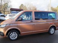 Usado VW Multivan 150 HP (110 kW) 2021 Laranja Monovolume