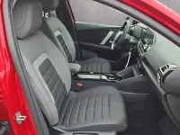 Neu Citroën C4 131 PS (96 kW) 2025 Rot SUV