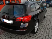 Gebraucht Opel Astra 140 PS (102 kW) 2012 Braun Kombi