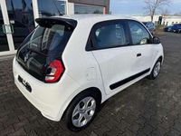 Gebraucht Renault Twingo Life 65 PS (47 kW) 2021 Weiß Kleinwagen