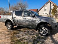 Gebraucht Mitsubishi L200 178 PS (130 kW) 2015 Silber Pickup