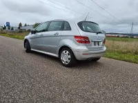 Gebraucht Mercedes B170 115 PS (84 kW) 2006 Silber Van / Kleinbus