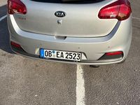 Gebraucht Kia Ceed Spirit 135 PS (99 kW) 2014 Silber Kleinwagen